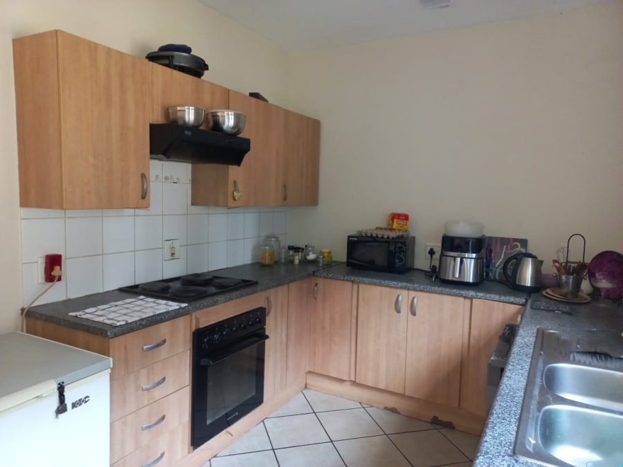 2 Bedroom Property for Sale in Rustenburg Central North West